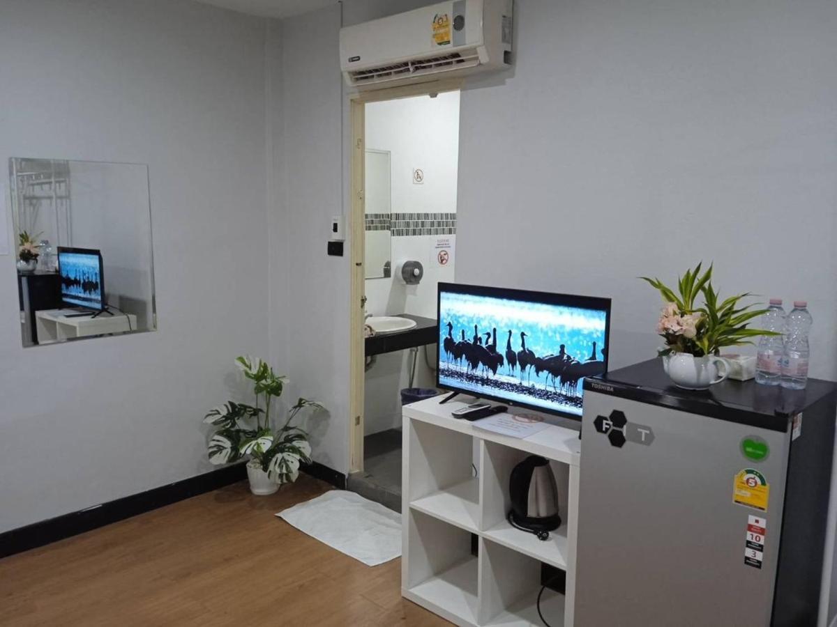 Nk Guesthouse 1 Bangkok Buitenkant foto