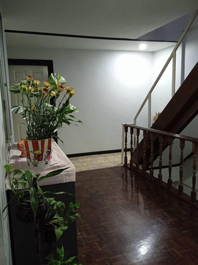 Nk Guesthouse 1 Bangkok Buitenkant foto