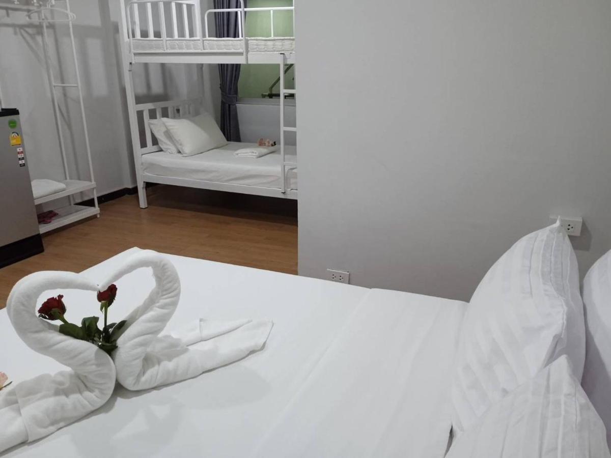 Nk Guesthouse 1 Bangkok Buitenkant foto